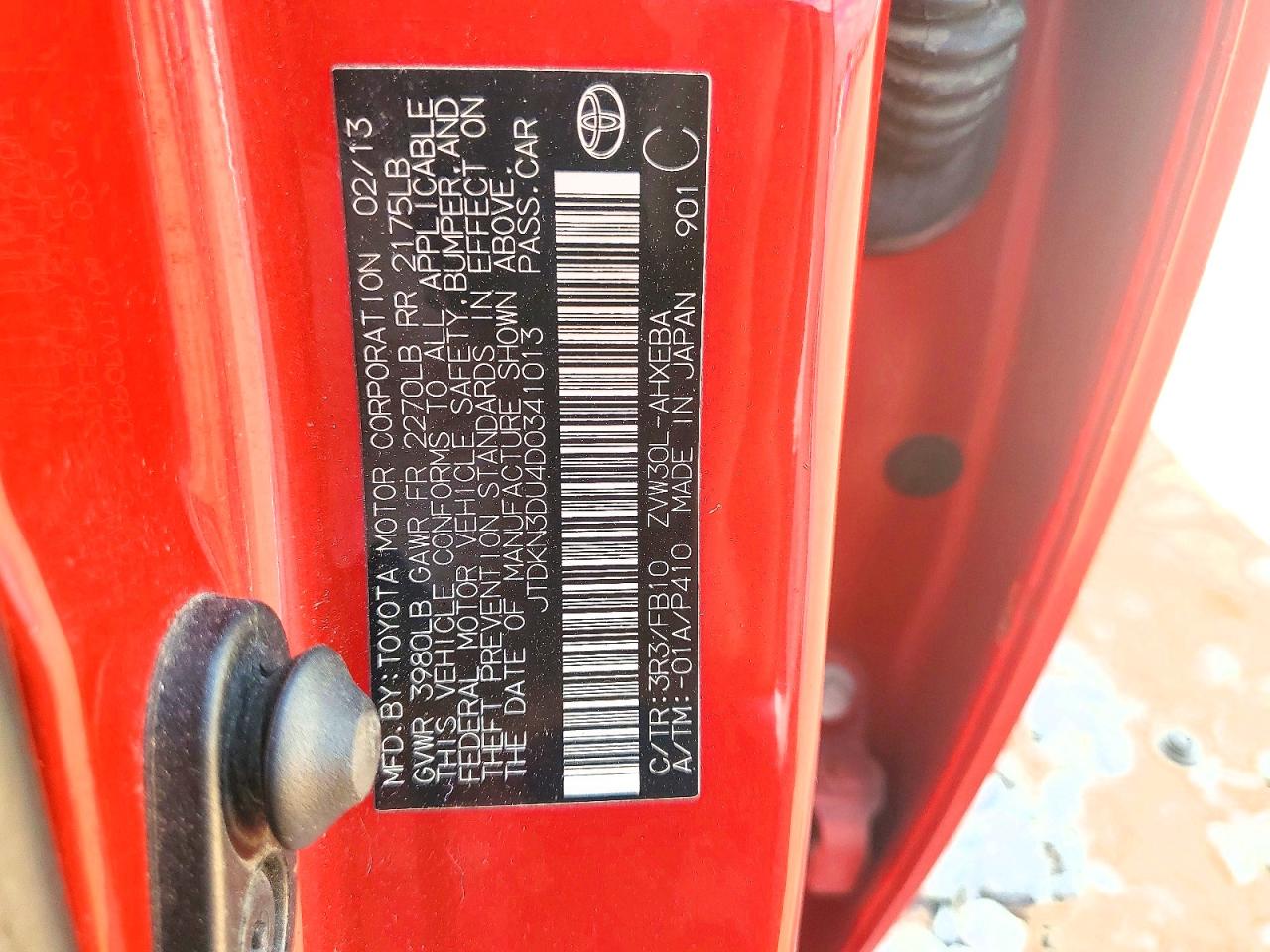 2013 TOYOTA PRIUS TWO photo 12