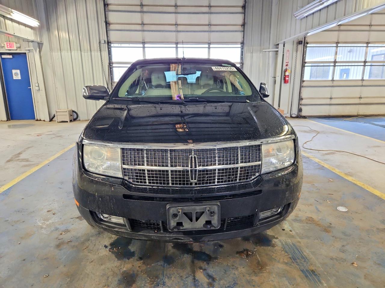 2008 LINCOLN TOWNHOUSE MKX photo 13