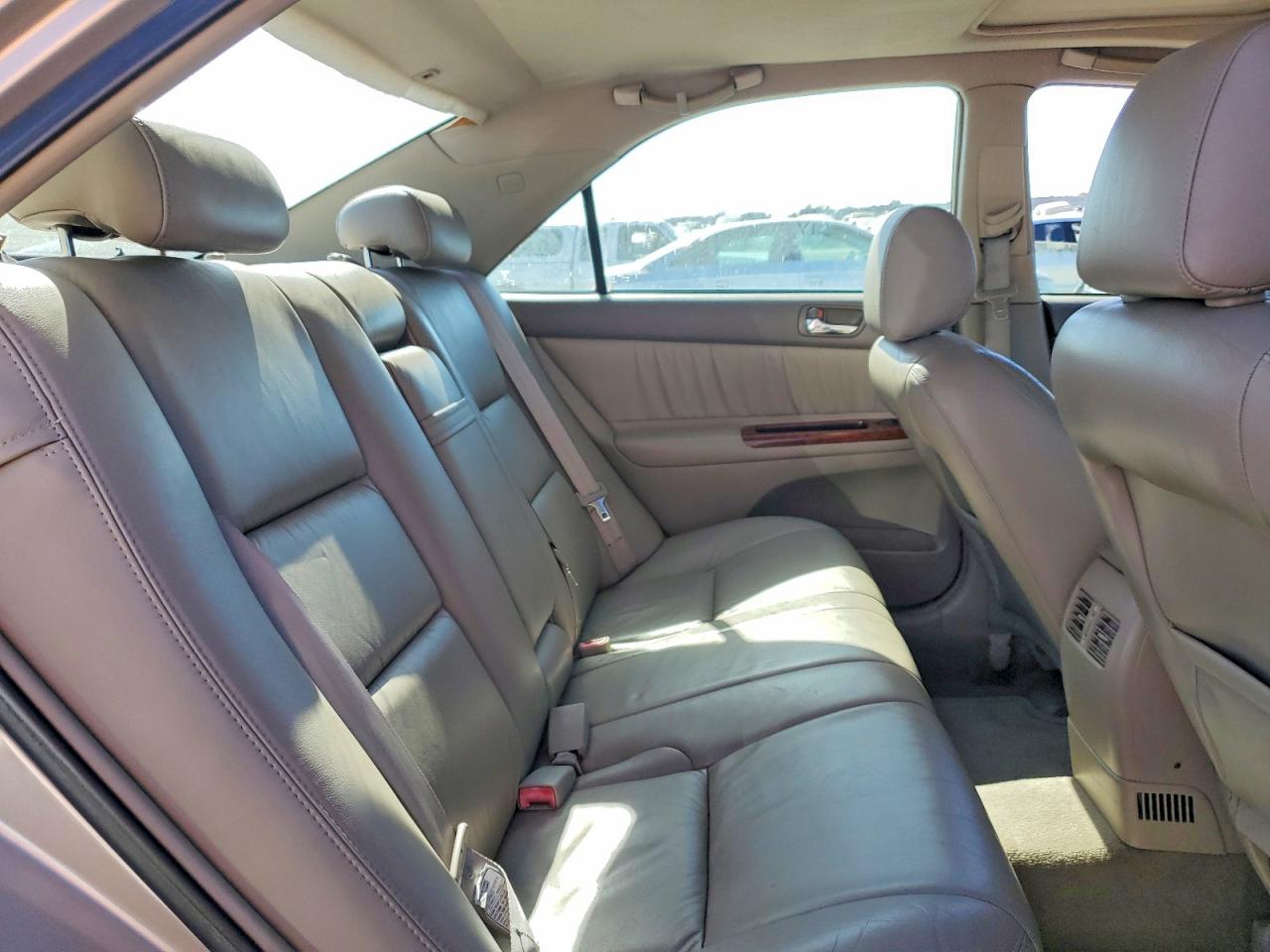 2003 TOYOTA CAMRY XLE V6 photo 19