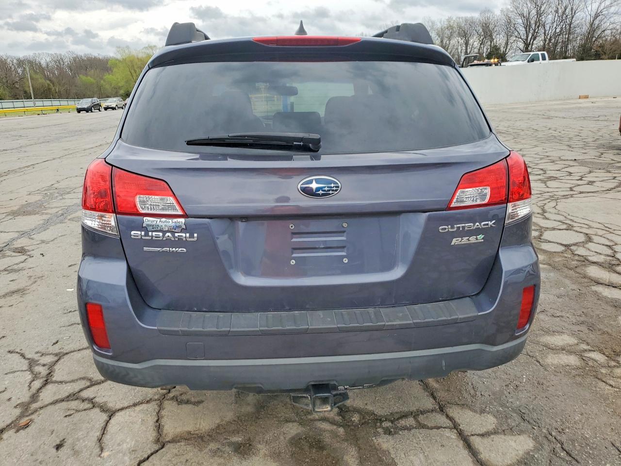 2014 SUBARU OUTBACK 2.5I PREMIUM photo 11