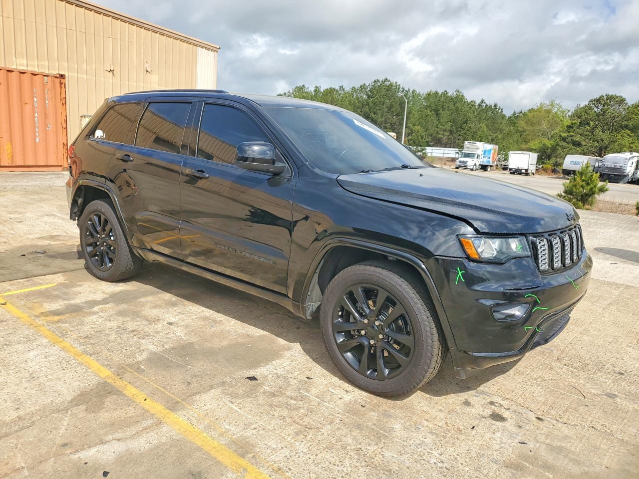 2019 JEEP GRAND CHEROKEE LAREDO photo 10