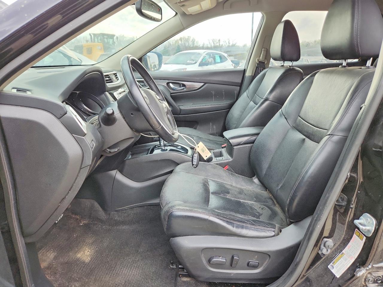 2016 NISSAN ROGUE SL photo 13