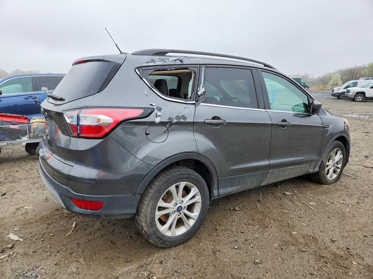 2018 FORD ESCAPE SE photo 5