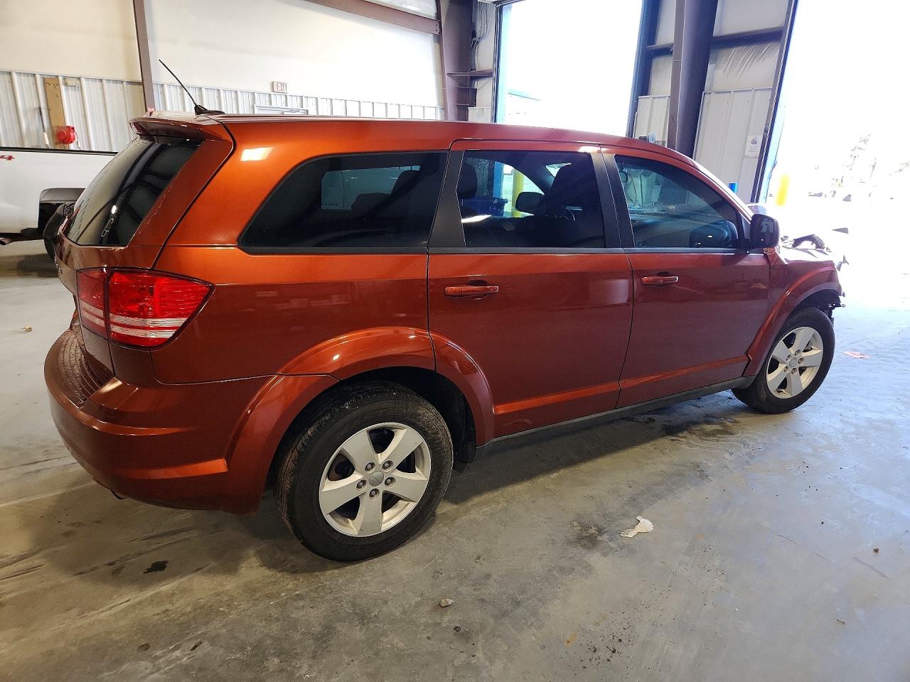 2013 DODGE JOURNEY SE photo 3