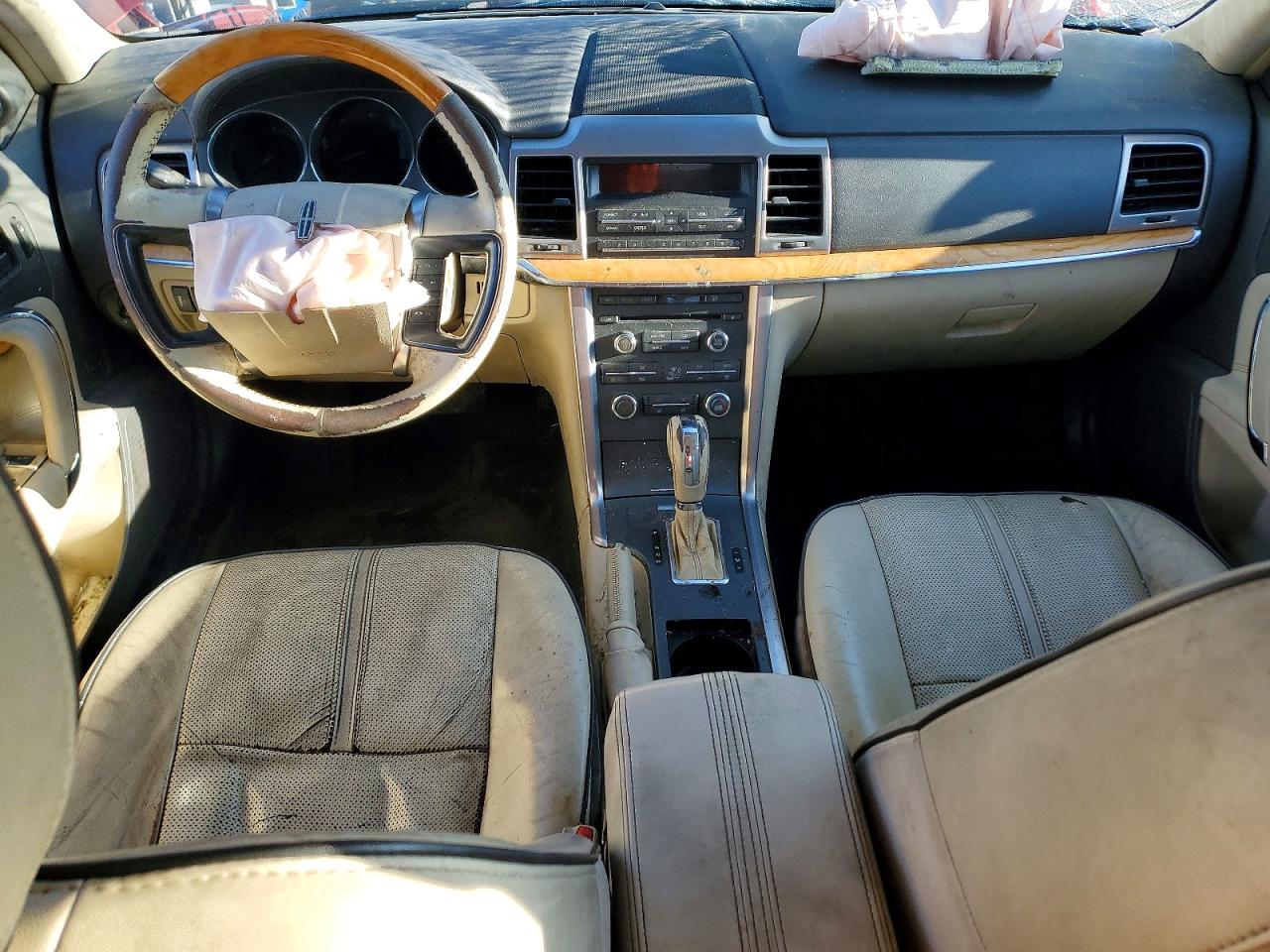 2011 LINCOLN MKZ photo 15
