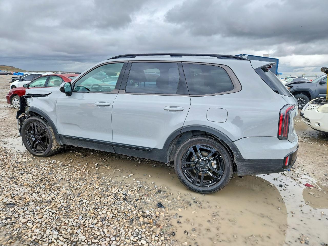 2025 KIA TELLURIDE SX X-LINE photo 3