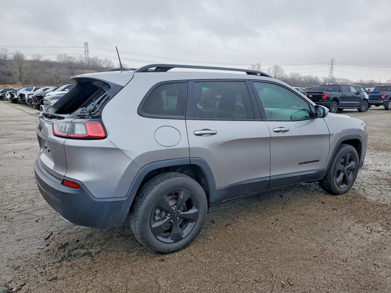 2019 JEEP CHEROKEE LATITUDE PLUS photo 5
