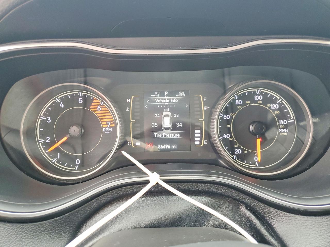 2019 JEEP CHEROKEE LATITUDE PLUS photo 17