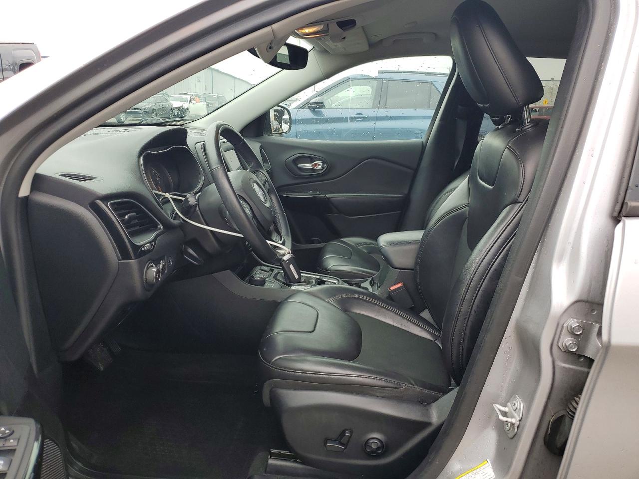 2019 JEEP CHEROKEE LATITUDE PLUS photo 13