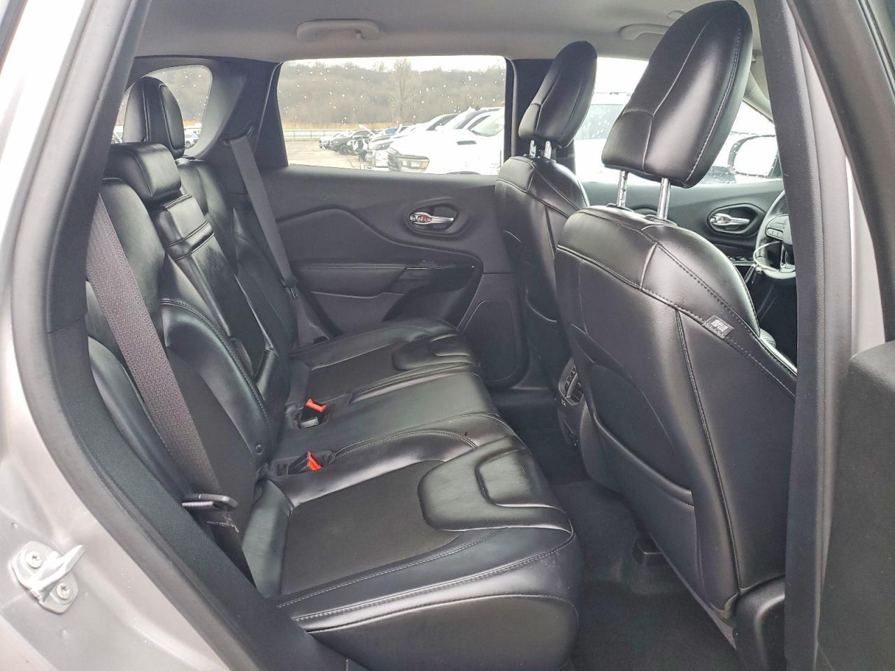 2019 JEEP CHEROKEE LATITUDE PLUS photo 21