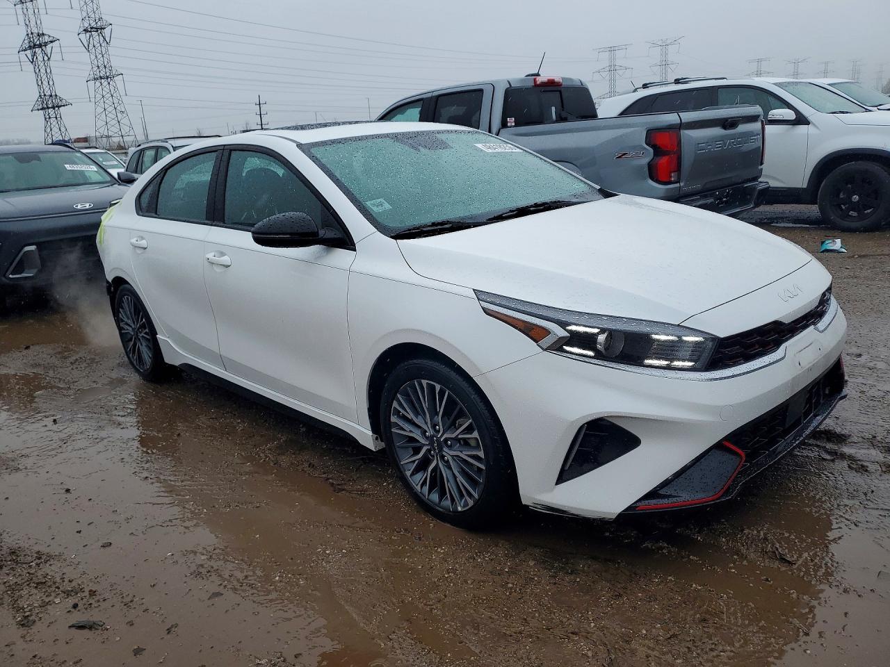 2023 KIA FORTE photo 7