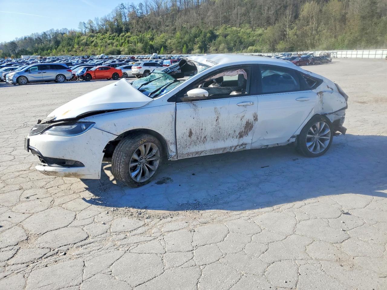 2016 CHRYSLER 200