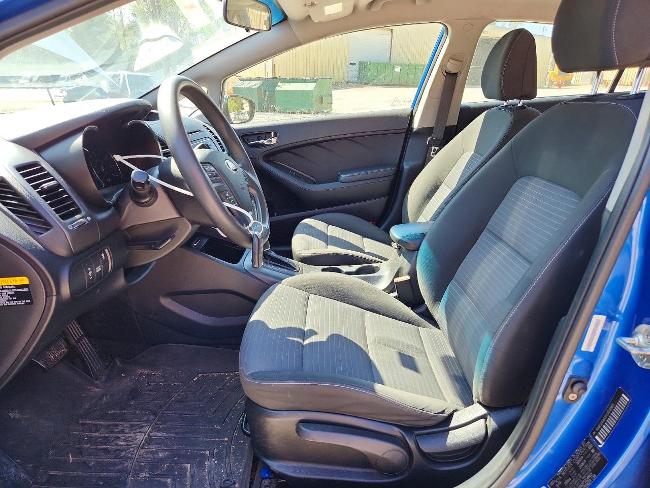 2015 KIA FORTE LX photo 7