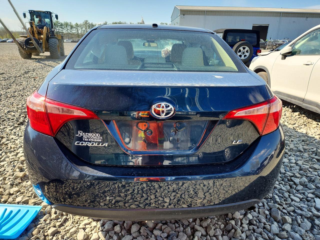 2019 TOYOTA COROLLA LE photo 6