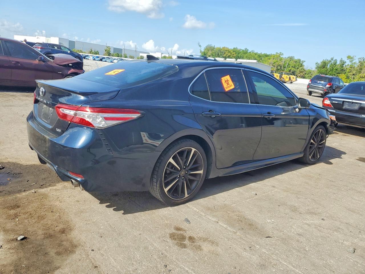 2020 TOYOTA CAMRY XSE photo 7