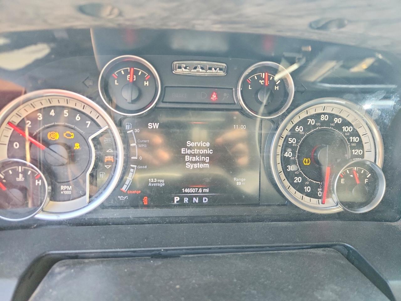 2016 RAM 1500 SLT photo 25