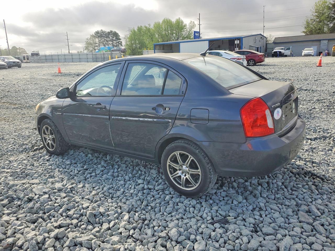2009 HYUNDAI ACCENT GLS photo 4