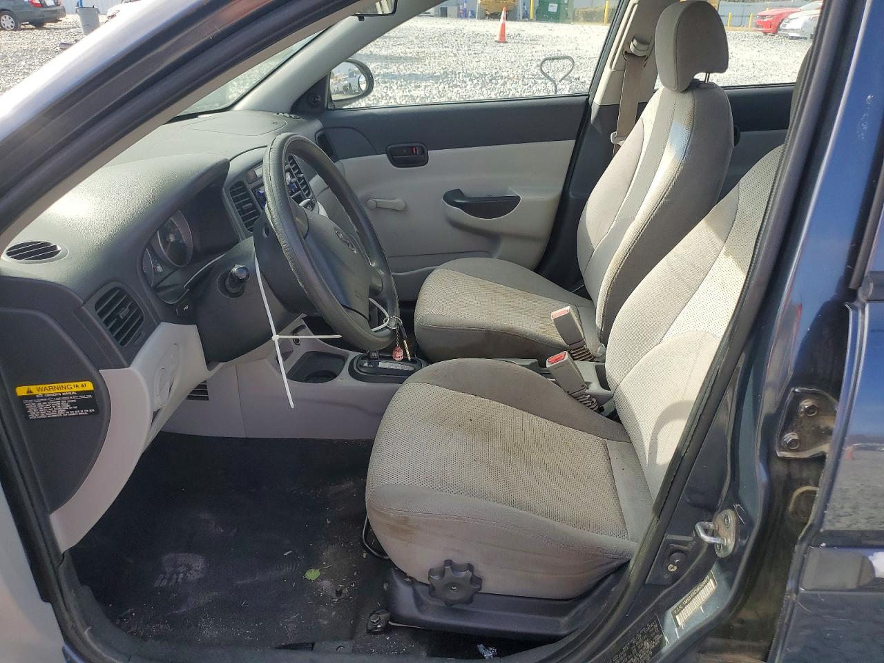 2009 HYUNDAI ACCENT GLS photo 19