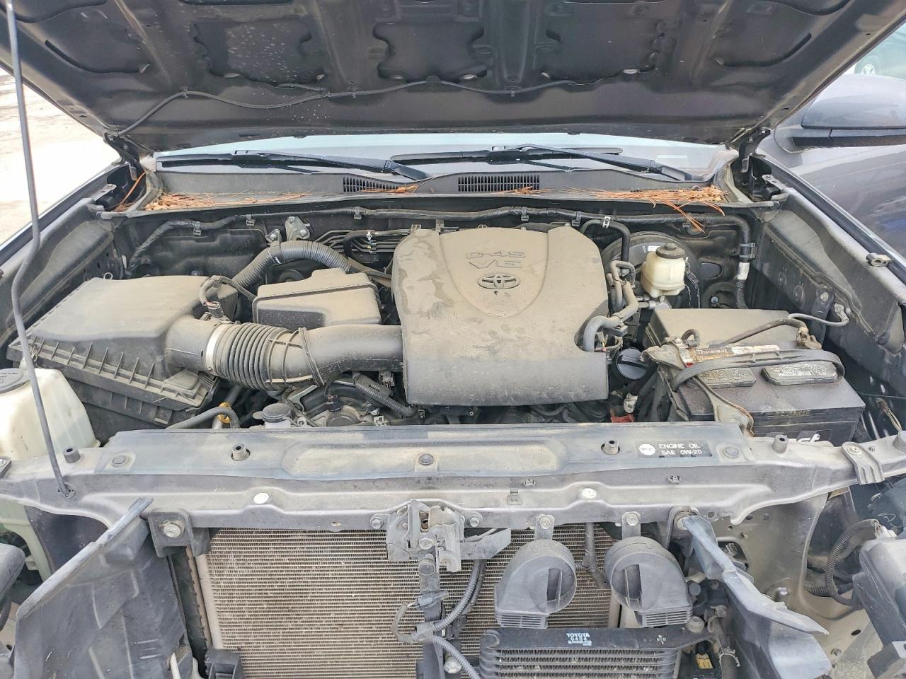 2017 TOYOTA TACOMA SR5 V6 photo 21