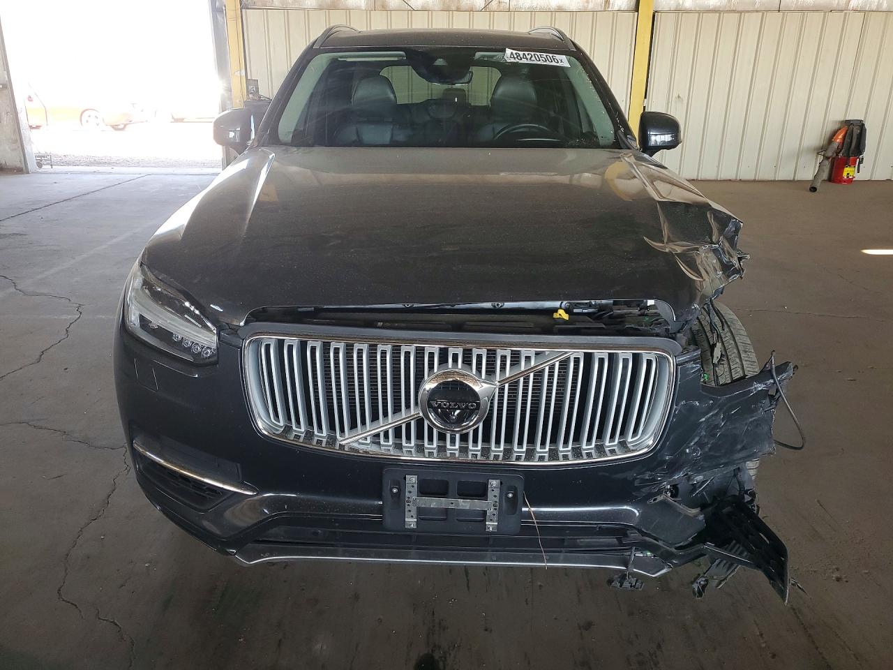2016 VOLVO XC90 T8 photo 5