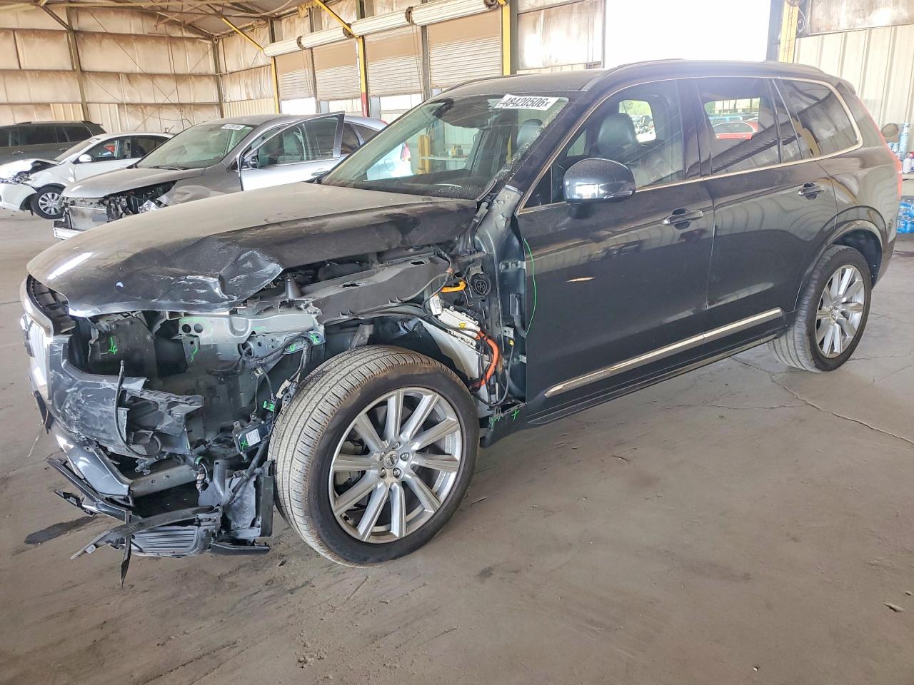 2016 VOLVO XC90