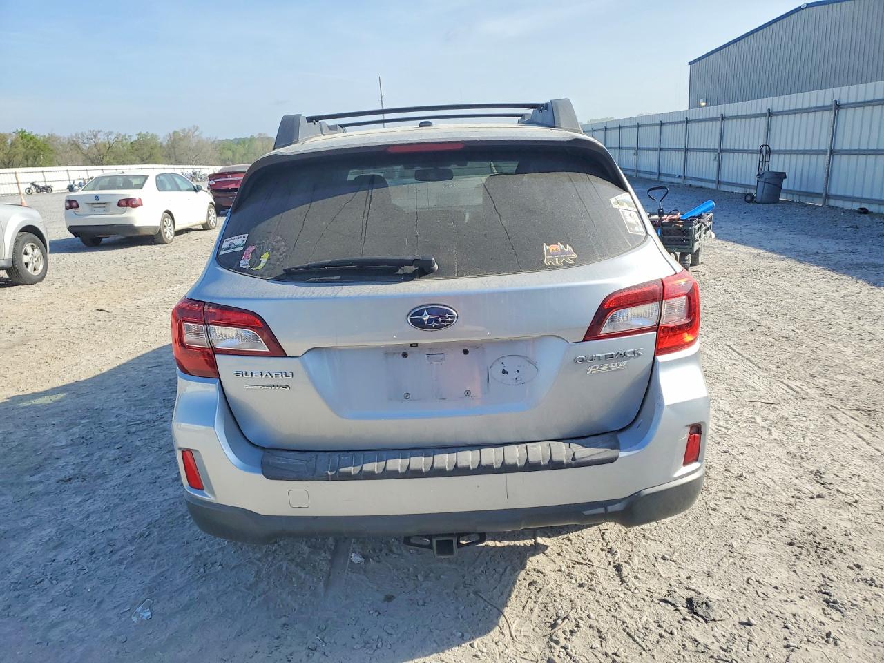 2015 SUBARU OUTBACK 2.5I PREMIUM photo 11