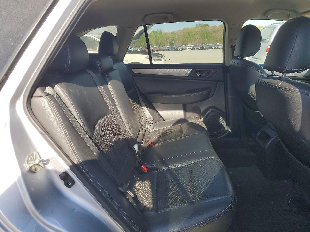 2015 SUBARU OUTBACK 2.5I PREMIUM photo 21