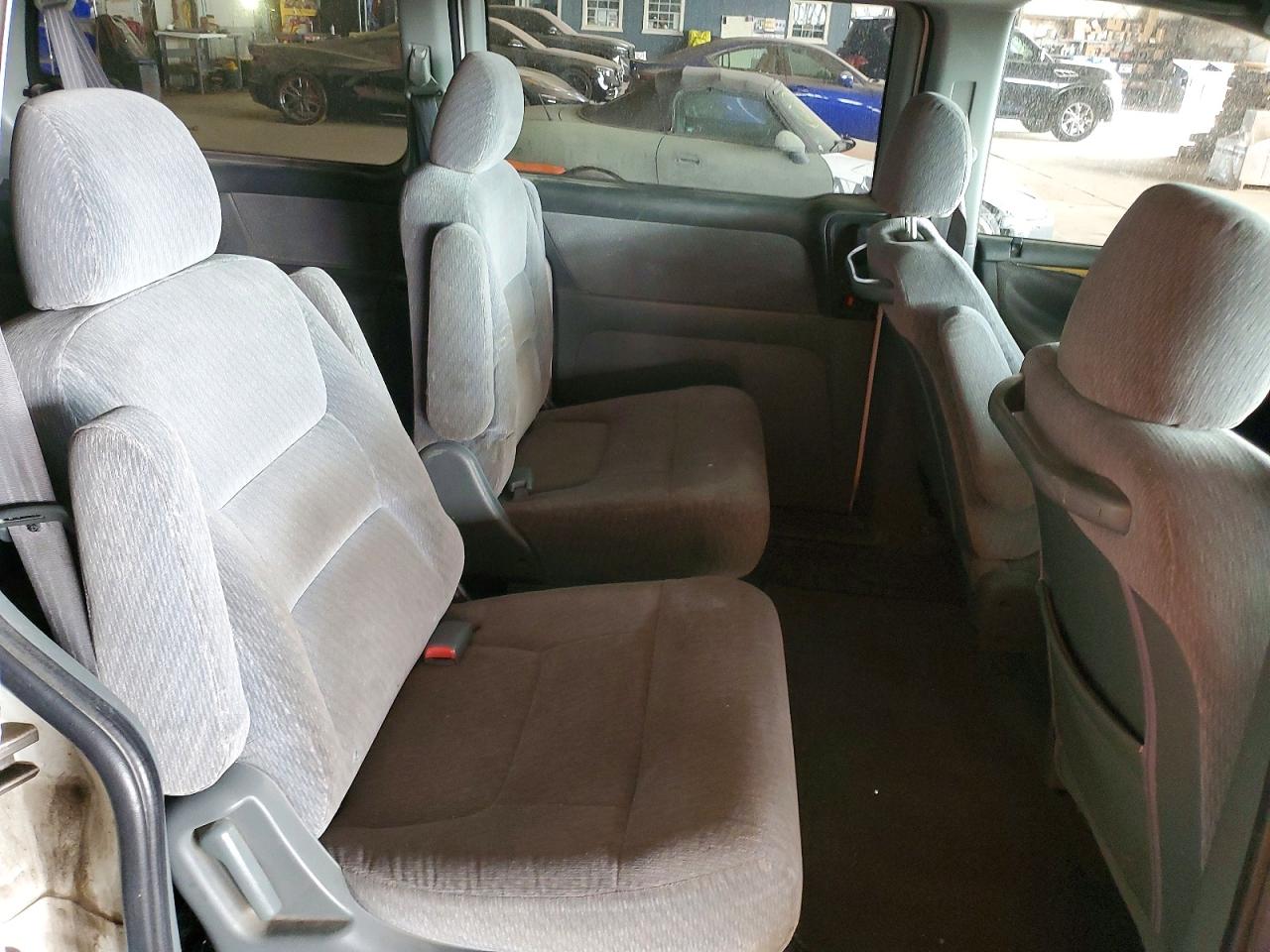 2004 HONDA ODYSSEY LX photo 19