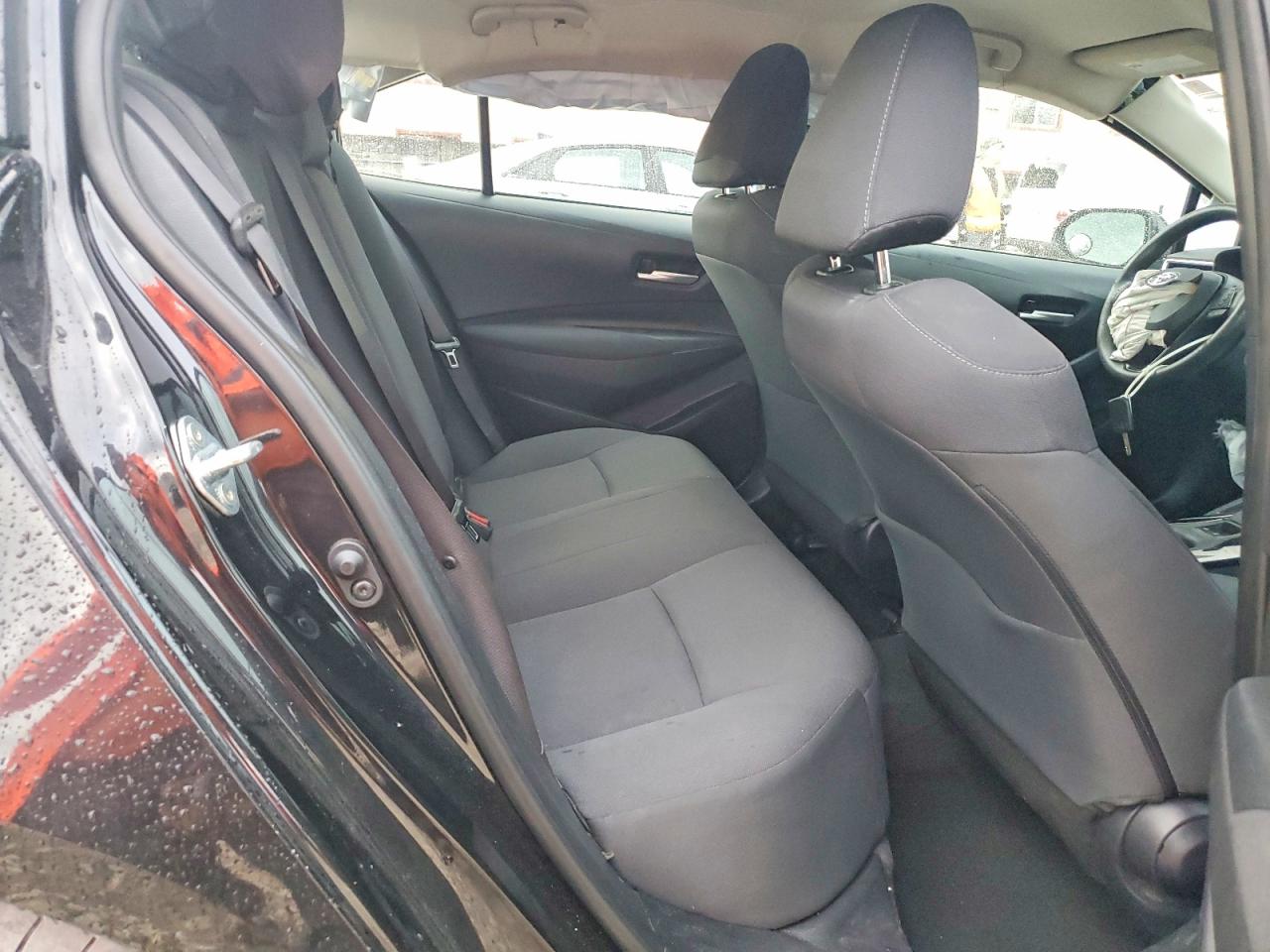 2020 TOYOTA COROLLA LE photo 28