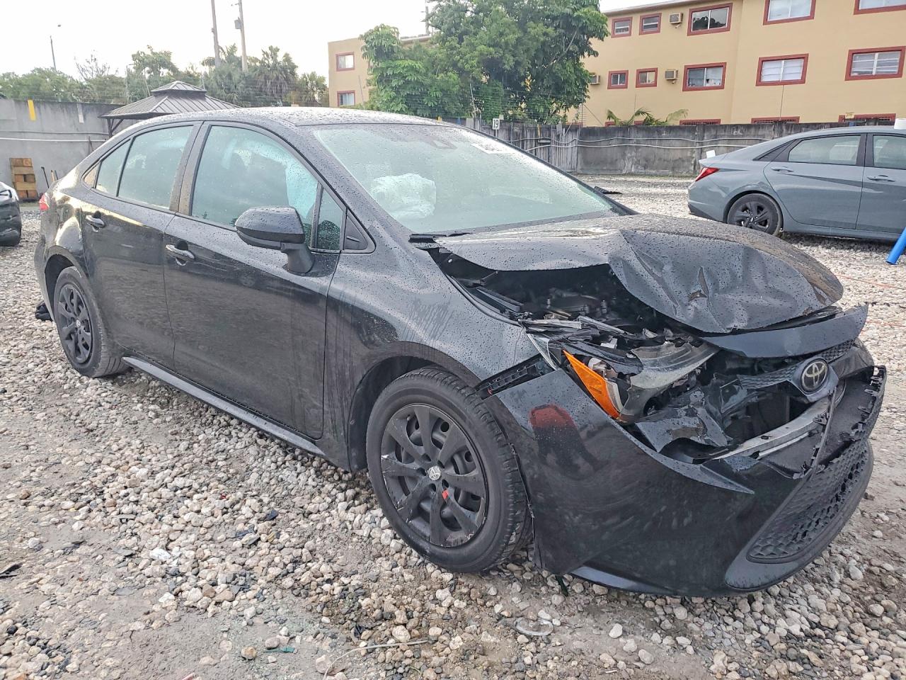 2020 TOYOTA COROLLA LE photo 10