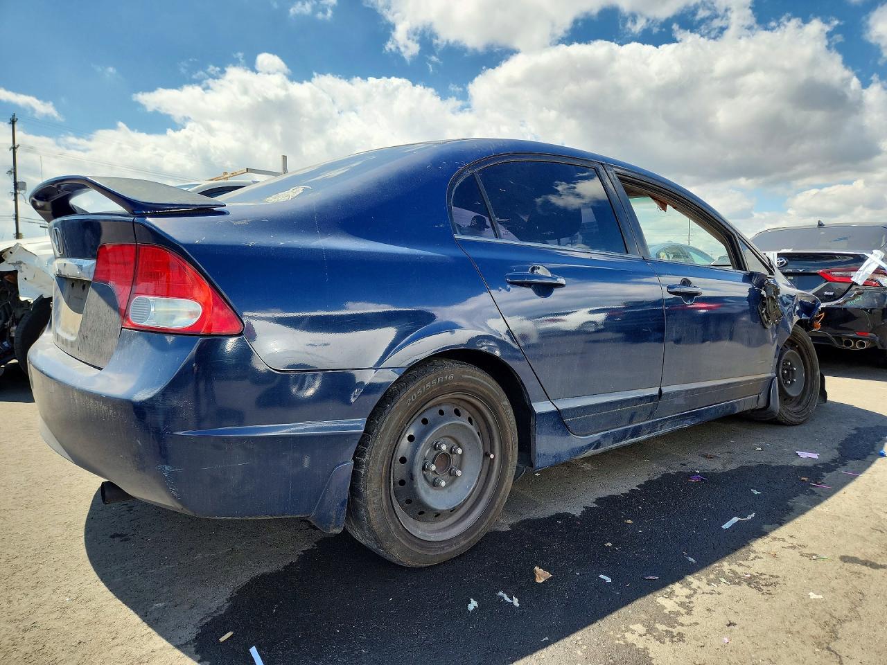 2010 HONDA CIVIC LX photo 3