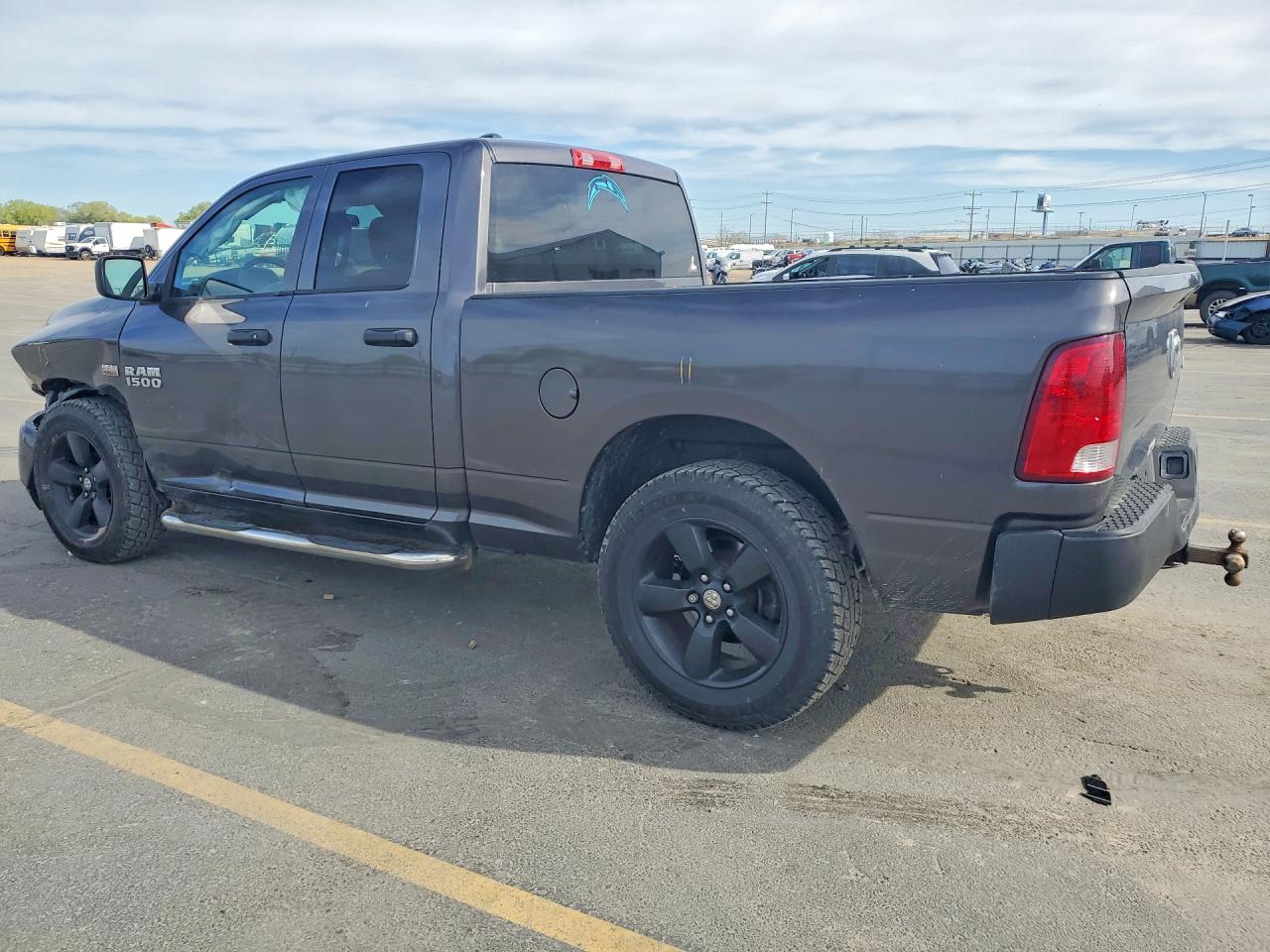 2017 RAM 1500 ST photo 2