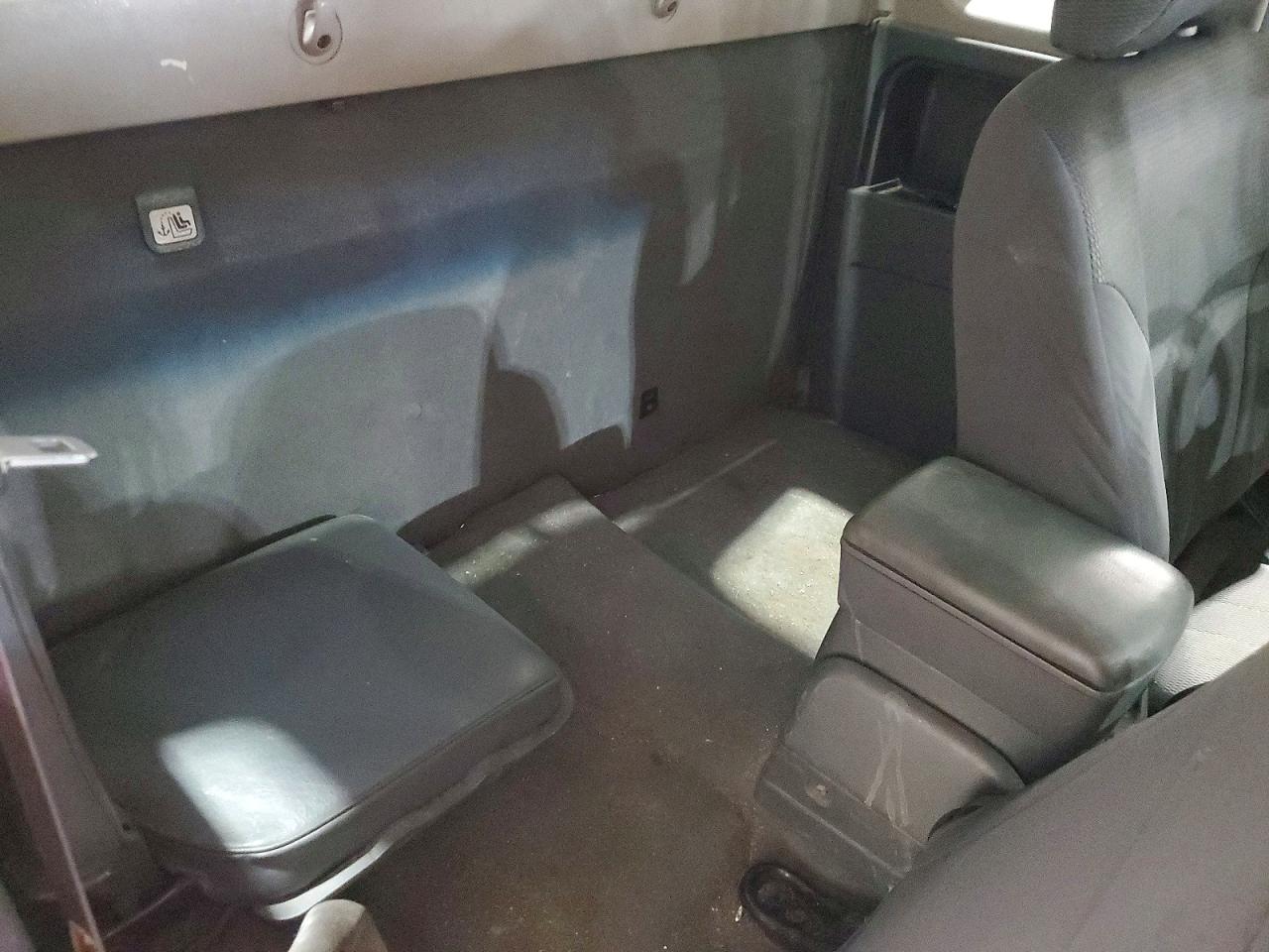 2004 NISSAN FRONTIER XE-V6 photo 19