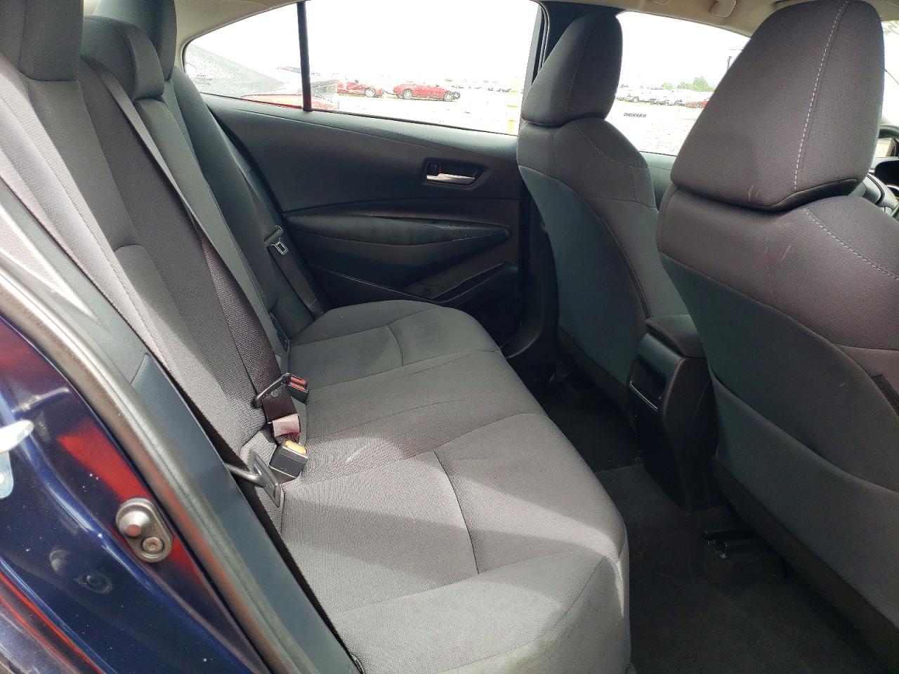 2021 TOYOTA COROLLA LE photo 10