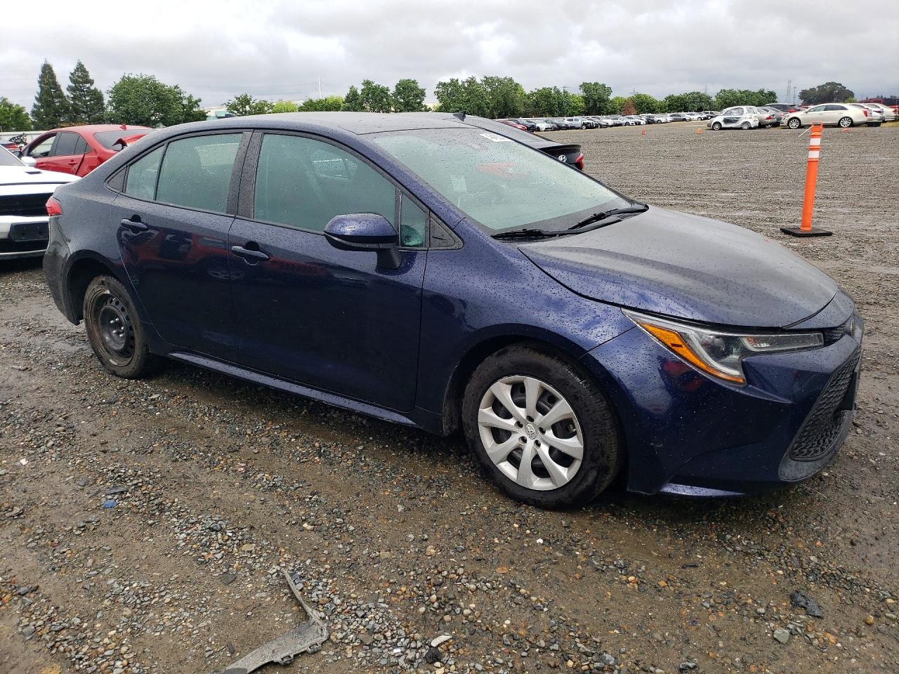 2021 TOYOTA COROLLA LE photo 4