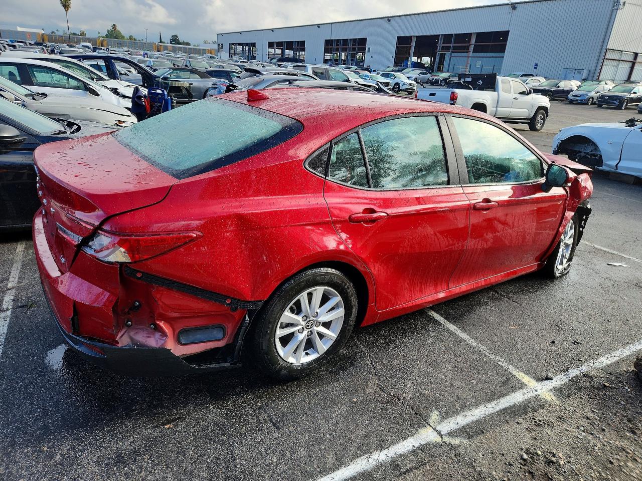 2026 TOYOTA CAMRY LE photo 5