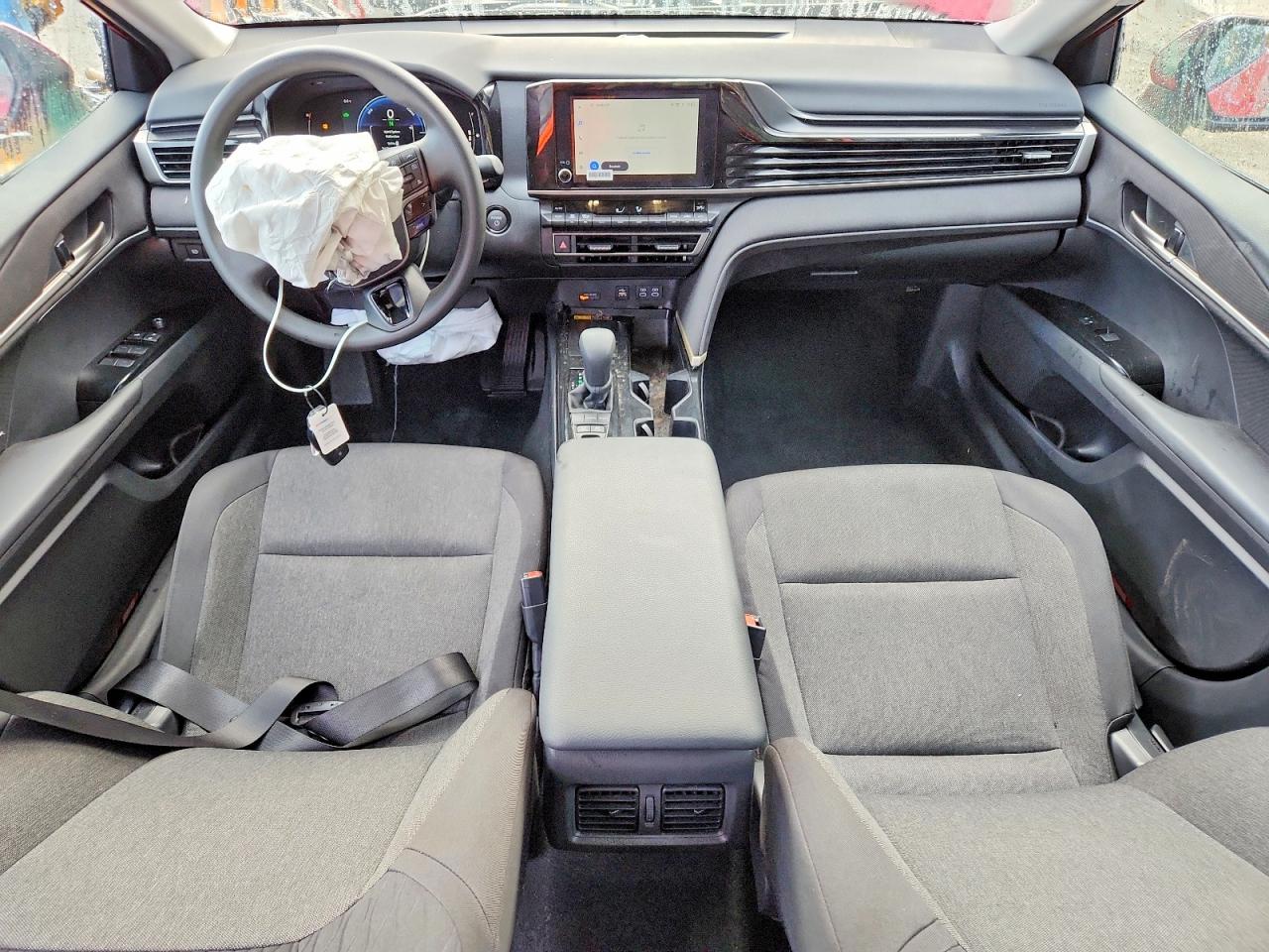 2026 TOYOTA CAMRY LE photo 15