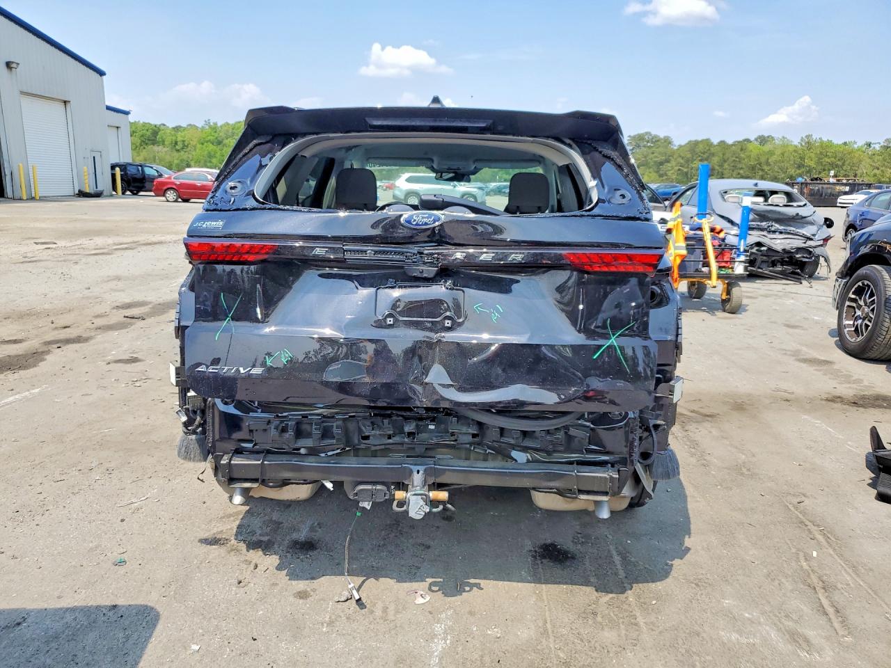 2025 FORD EXPLORER ACTIVE photo 11