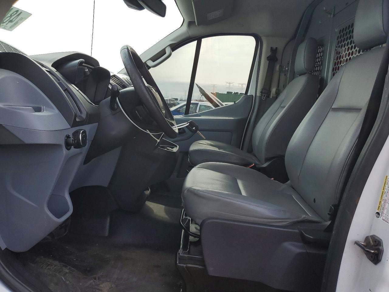 2017 FORD TRANSIT 150 UTILITY / SERVICE VAN photo 19