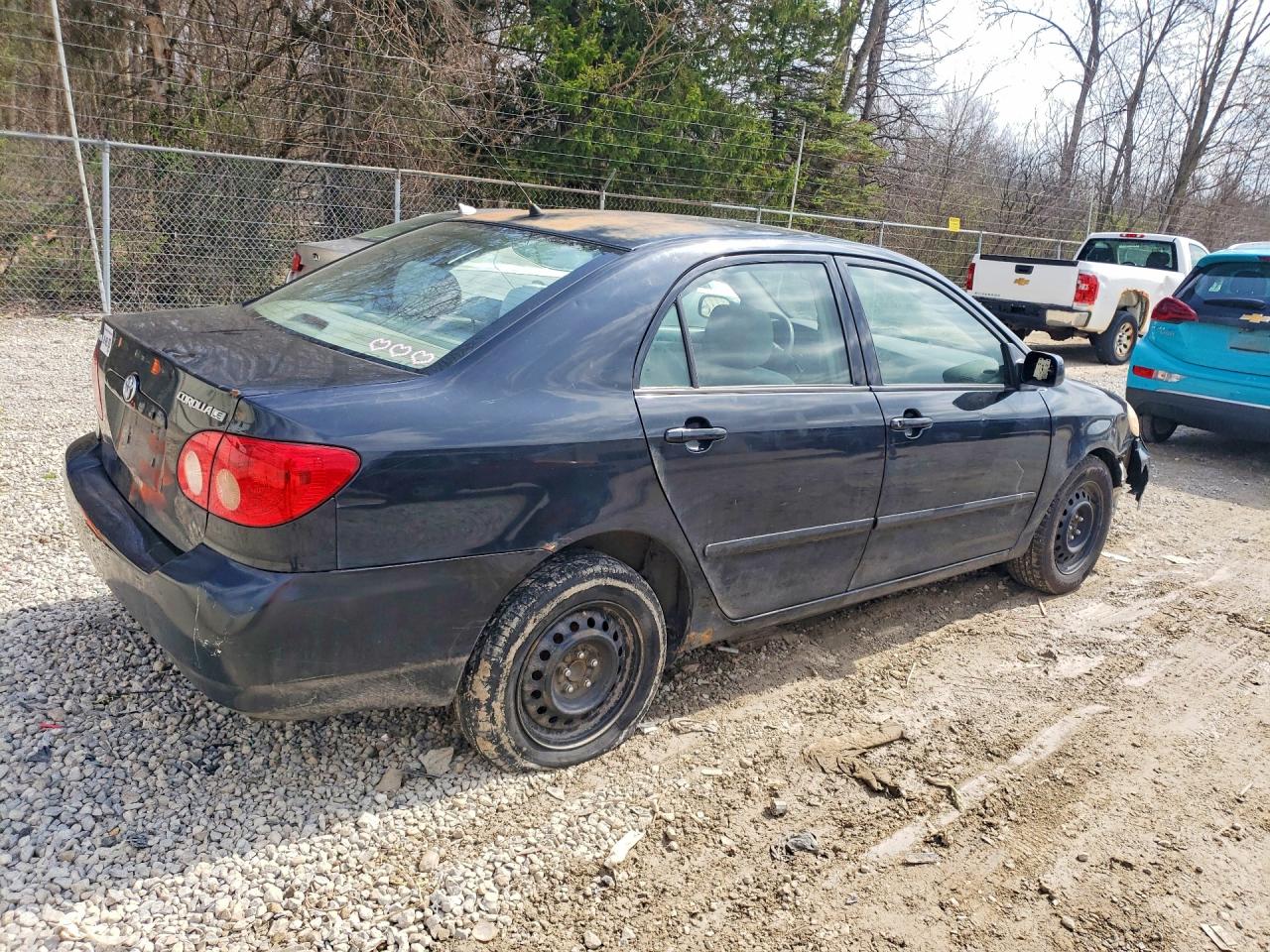 2006 TOYOTA COROLLA LE photo 3