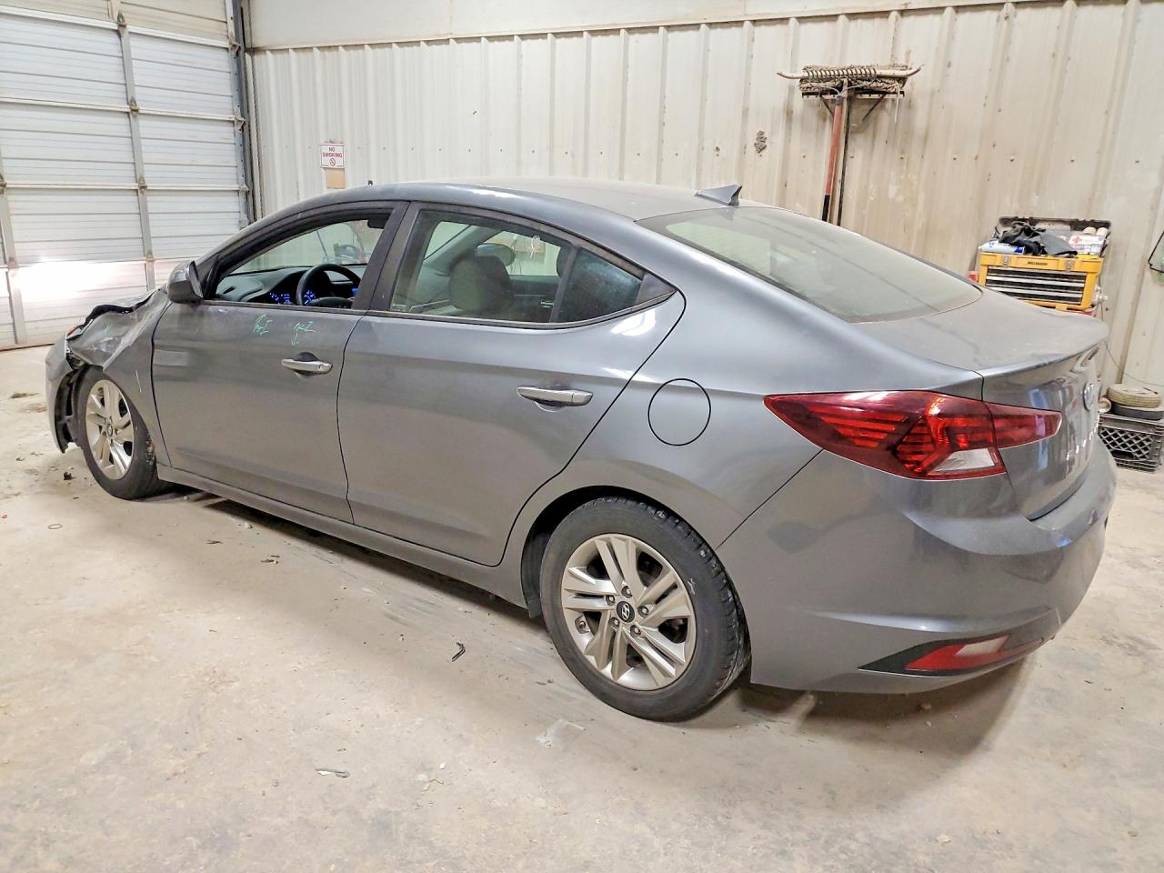 2019 HYUNDAI ELANTRA SEL photo 2