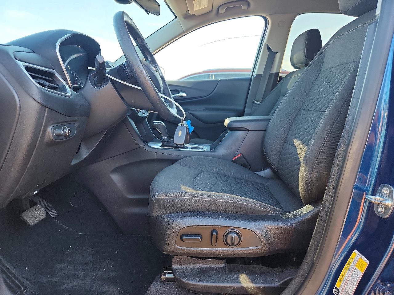 2020 CHEVROLET EQUINOX LT photo 7