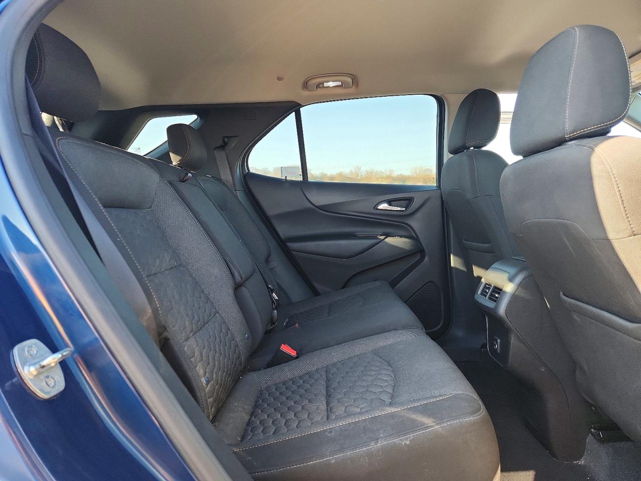 2020 CHEVROLET EQUINOX LT photo 11