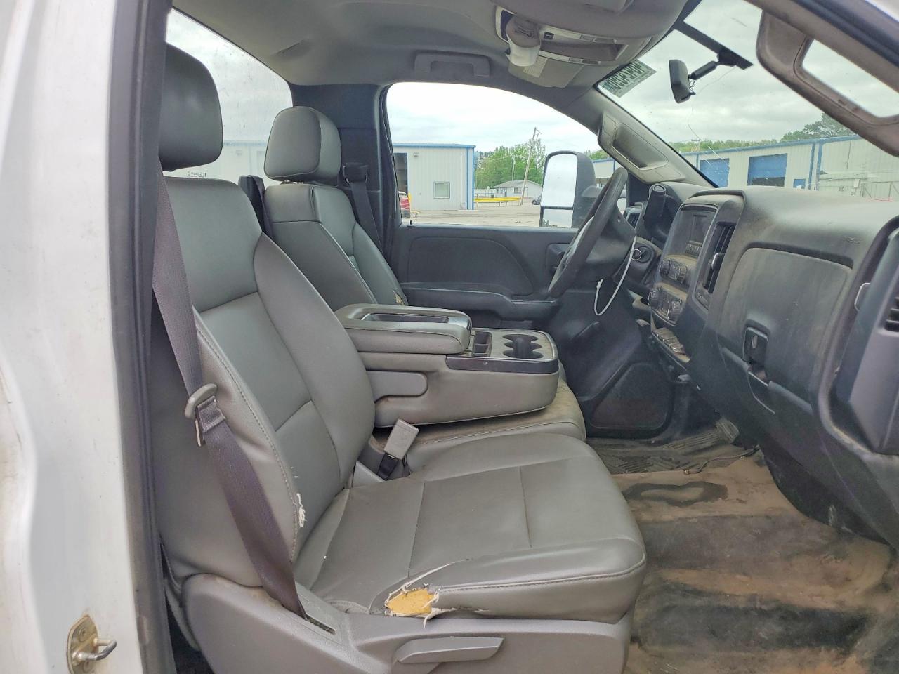 2017 CHEVROLET SILVERADO C3500 photo 19