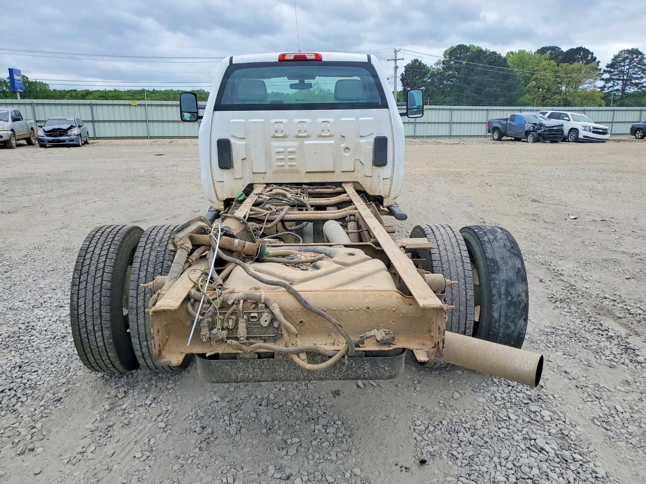2017 CHEVROLET SILVERADO C3500 photo 11