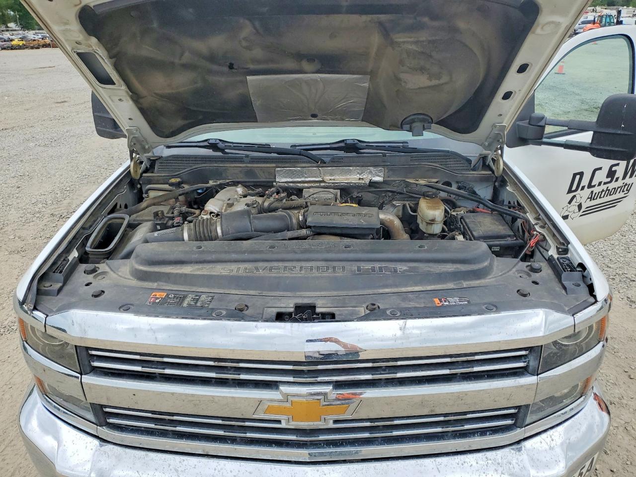 2017 CHEVROLET SILVERADO C3500 photo 21