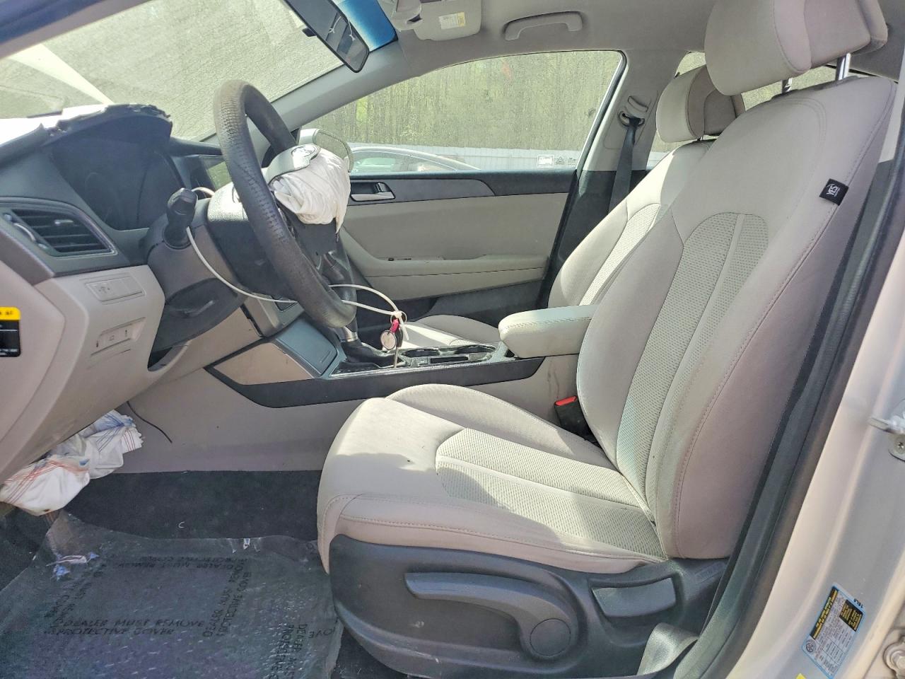 2017 HYUNDAI SONATA BASE photo 19