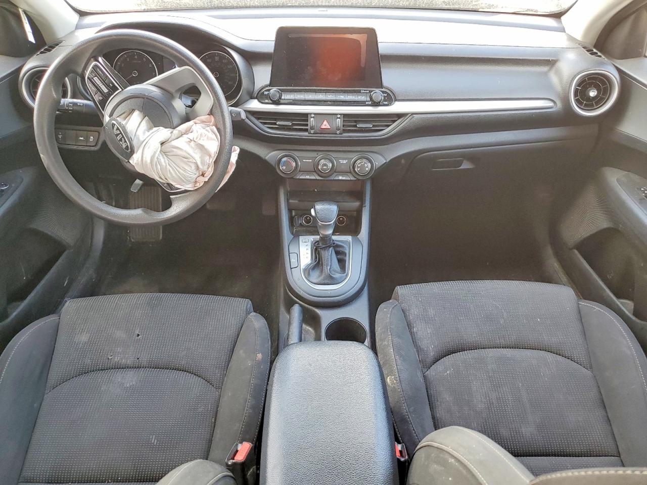2021 KIA FORTE LXS photo 8