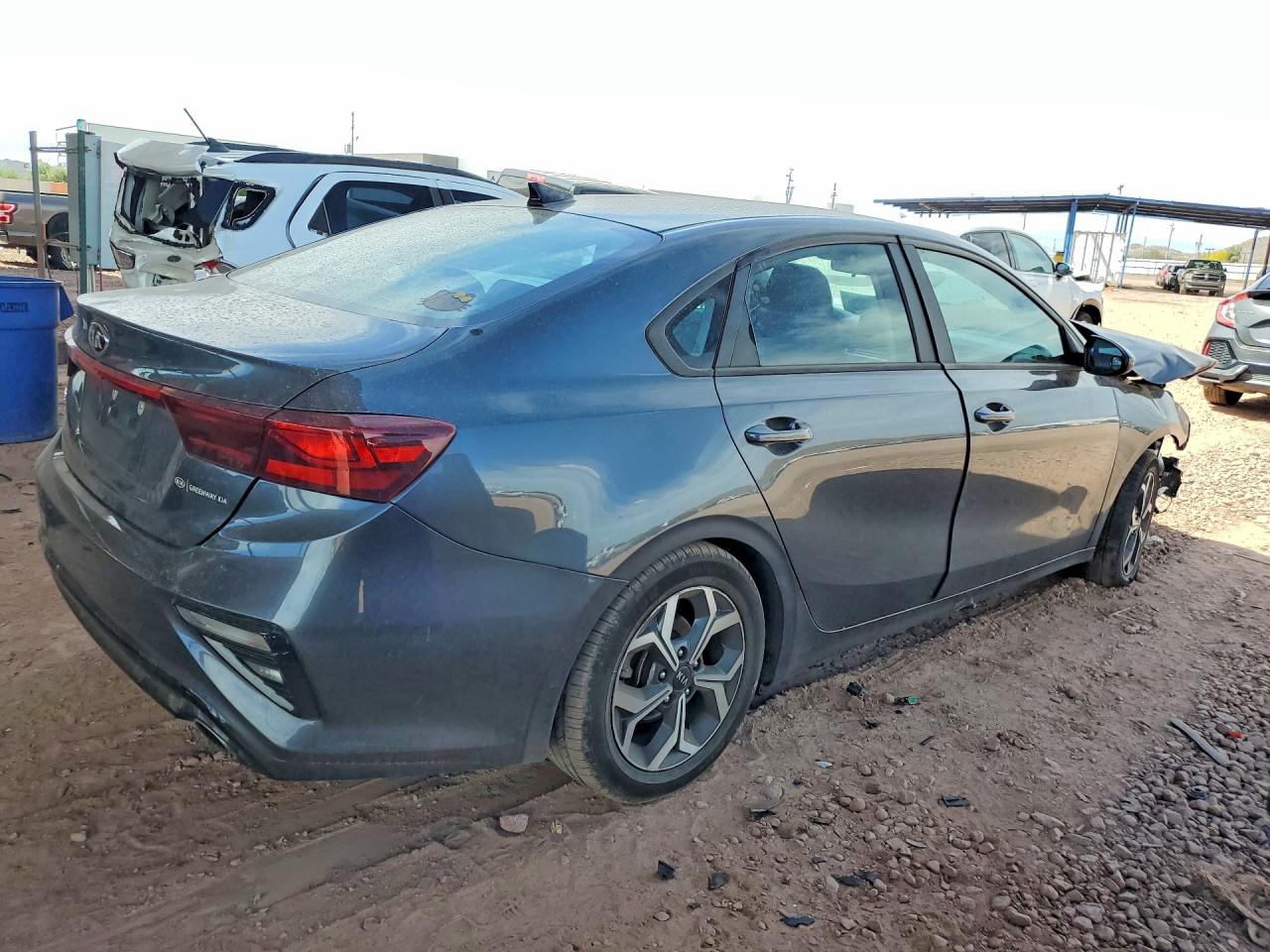2021 KIA FORTE LXS photo 3