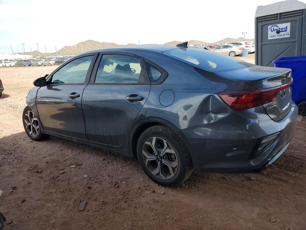 2021 KIA FORTE LXS photo 2
